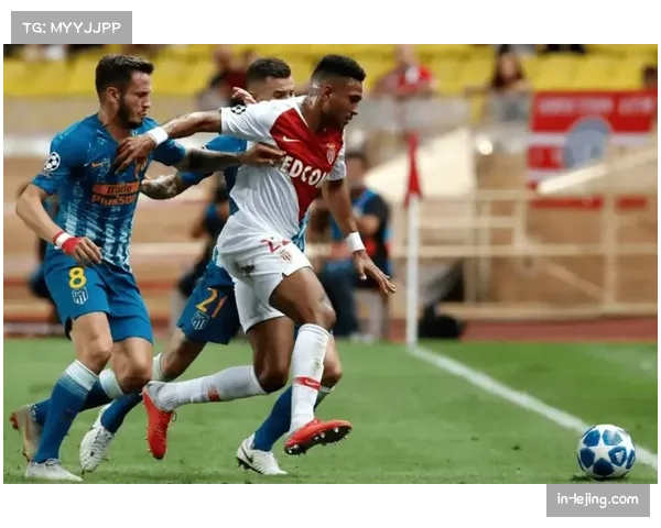 斯特拉斯堡中场控制力出色 55%控球率主导比赛节奏